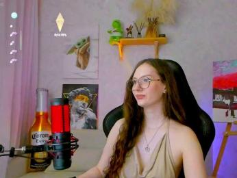 KiraRumGirl webcam bongacams model stream image