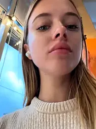 enjoy_my_beauty webcam model stream image