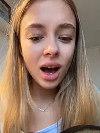 enjoy_my_beauty webcam model stream image