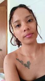 Charming_cute webcam model stream image