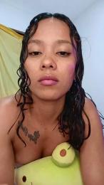 Charming_cute webcam model stream image