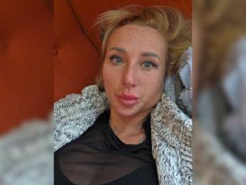 ARotikA1 webcam model stream image