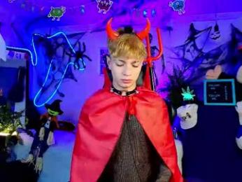 twink_sebas_ webcam model stream image