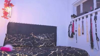 elowen_halley1 webcam model stream image