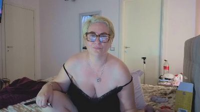Bionda_M webcam model stream image