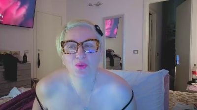 Bionda_M webcam model stream image