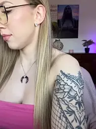 Cute-Alice webcam model stream image