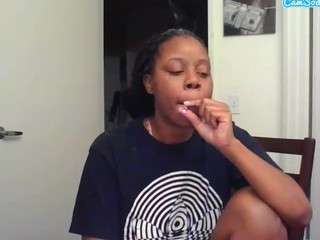 amiyadenae webcam model stream image