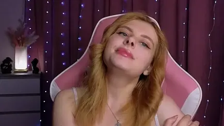 Day-off webcam model stream image