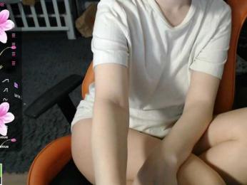 crystalyss webcam model stream image