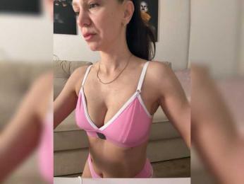 F_A_M_E webcam model stream image