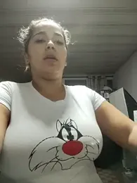 LaurenWelly_ webcam model stream image