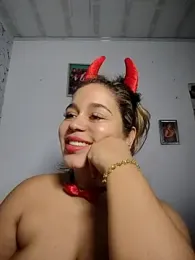 LaurenWelly_ webcam stripchat model stream image