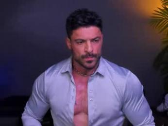 dennis_cox_ webcam model stream image