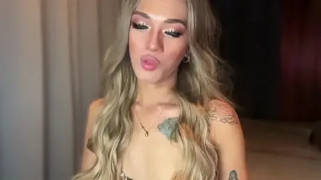 Hotsugarmollyxx webcam model stream image