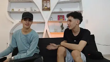 THREE_GUYS_HOT webcam model stream image