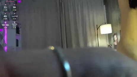 flora_off webcam model stream image