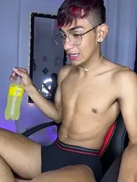 cherub_ webcam model stream image