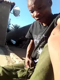 FeelingHornny webcam model stream image