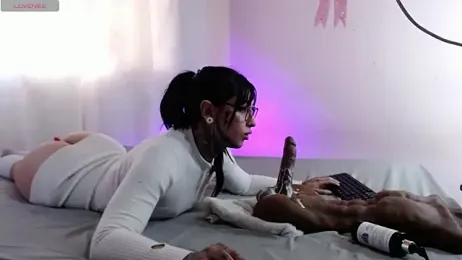 Giagh_ webcam model stream image