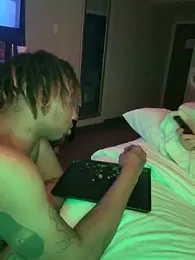 BigMfLuther webcam model stream image