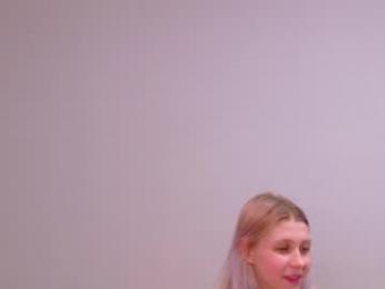 lilylumina_ webcam model stream image