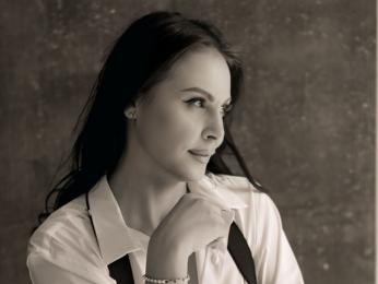 AngelinaKunis webcam model stream image