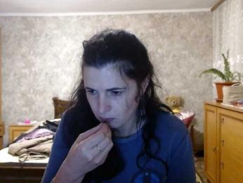 KristiWhite webcam model stream image