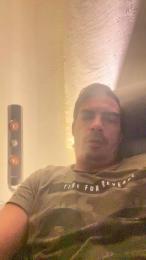 luis00es webcam model stream image