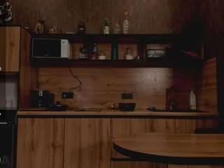 model-mike webcam model stream image