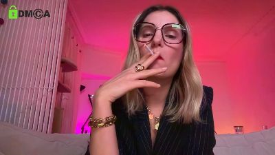 BlondyFever webcam model stream image