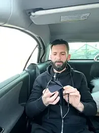 Michel_huge webcam model stream image