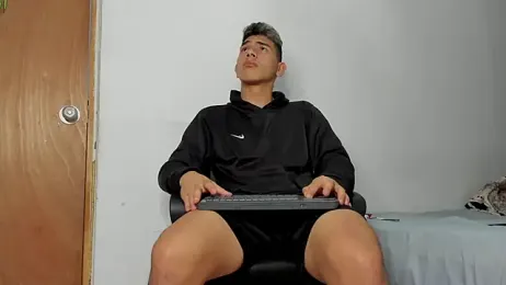 andrew_rose_ webcam model stream image