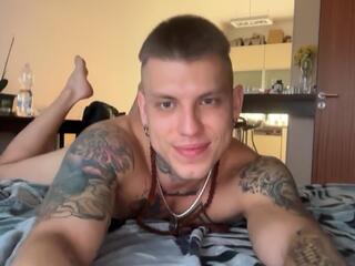 Richie Grey webcam model stream image