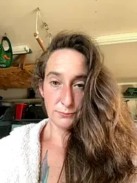 Mini_And_The_Bear webcam model stream image