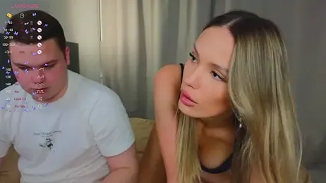 W___ webcam model stream image