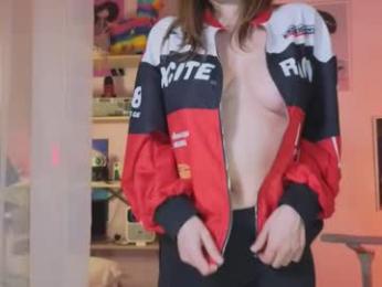 saint_trisha webcam model stream image