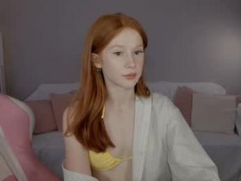 leahsthetics webcam model stream image