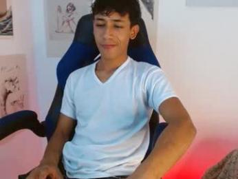 ostin_18hot webcam model stream image