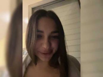 Lisana1 webcam model stream image