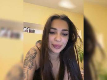 Lisana1 webcam model stream image