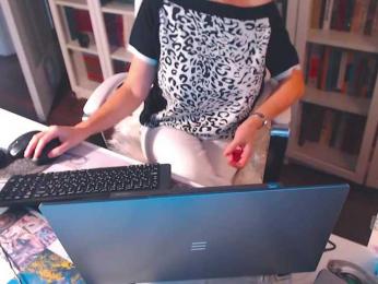 _Angelina_ webcam model stream image