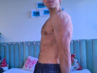 Leon Angelov webcam flirt4free model stream image