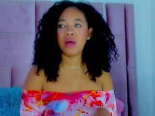 Nahomy Jones webcam model stream image