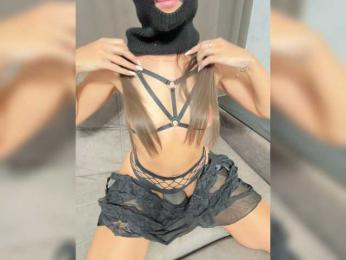 Milashaka webcam model stream image