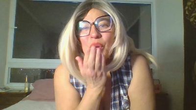 Ladysu webcam model stream image