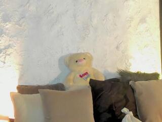 Joselin Rouse webcam model stream image