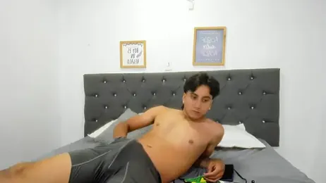 EsmeraldaNaim webcam stripchat model stream image