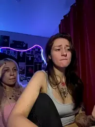 Dooubletroublee webcam stripchat model stream image