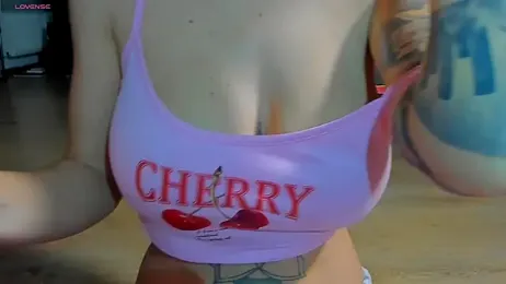 PinkyisHere webcam model stream image